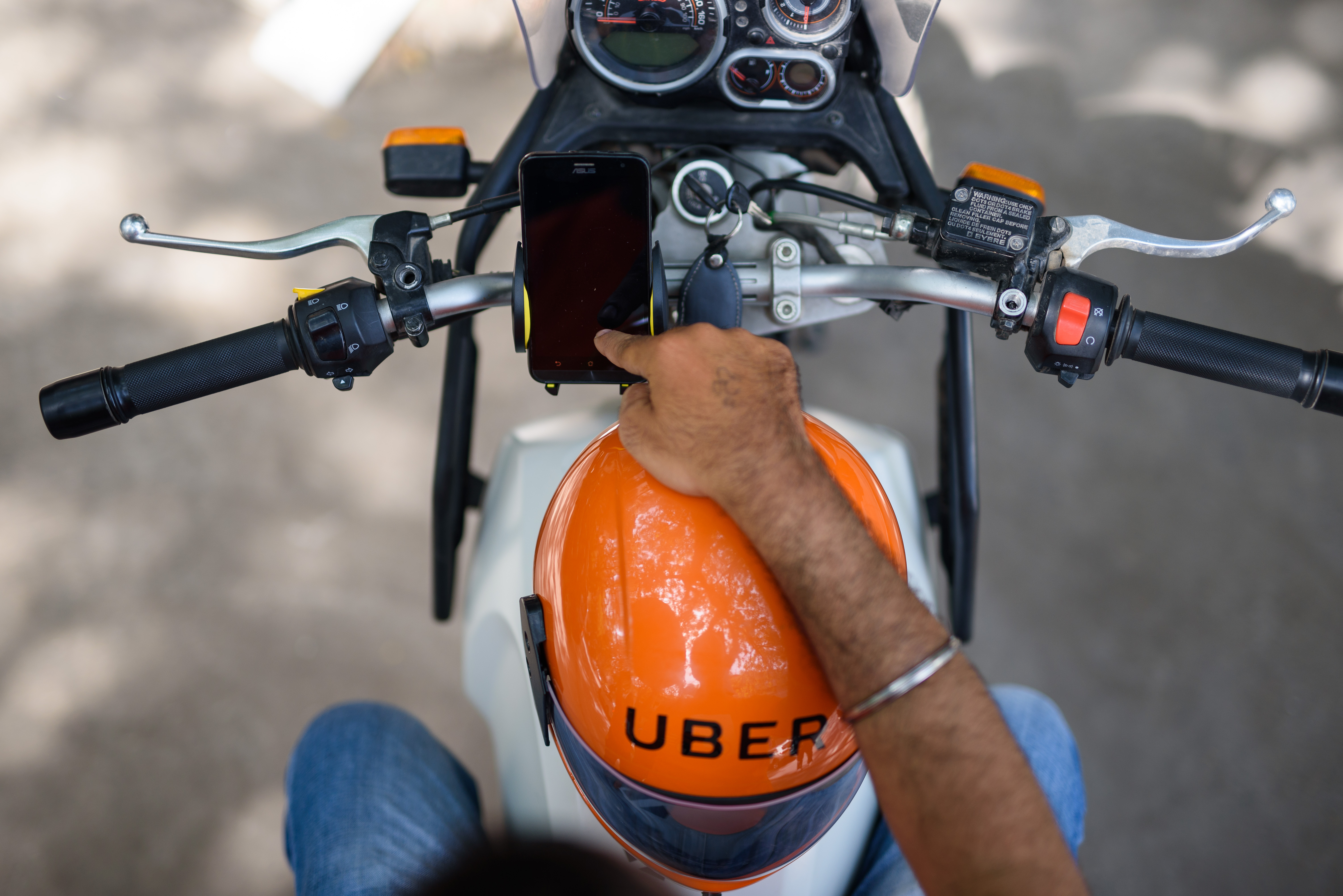 Noida And Ghaziabad Get Riding On Ubermoto Uber Blog